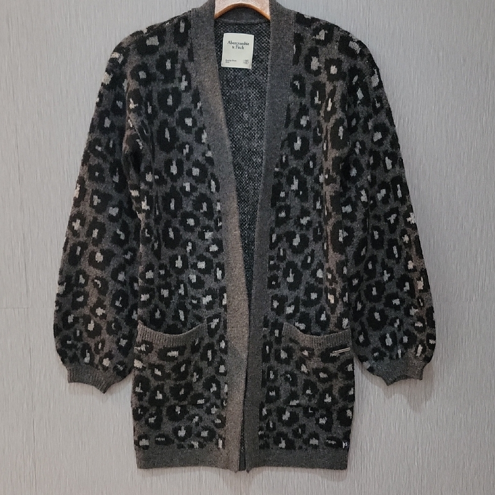 Abercrombie & Fitch Black & Gray Leopard Print Puff Balloon Sleeve Long Cardigan